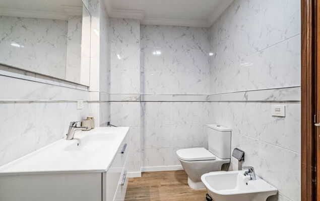 Yubal III - Photo 23