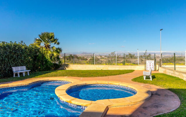 Residencial Villa Madrid - Photo 32