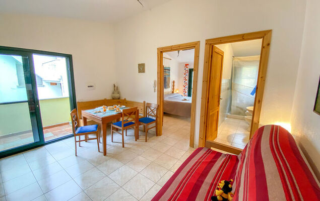 Blue House - Photo 5